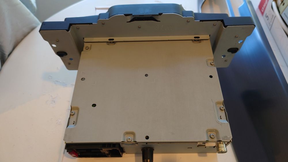 Радио и CD музикална уредба за Алфа Ромео Жулиета