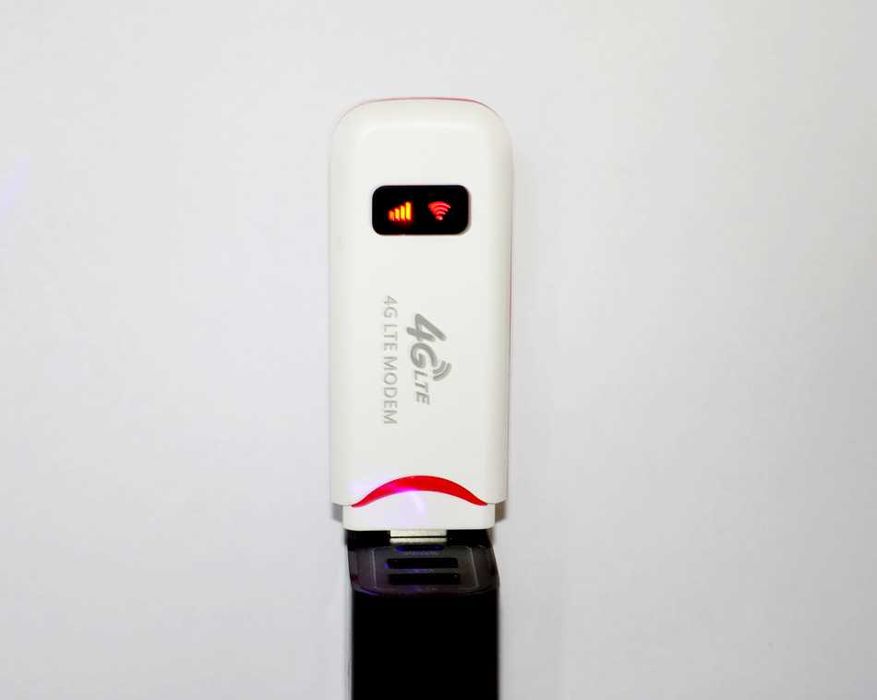 Рутер модем бисквитка  мобилен интернет всички оператори-нов