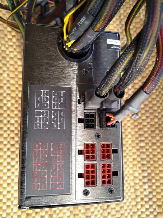 Компютърно захранване 1200w - Sirtec High Power 1200W