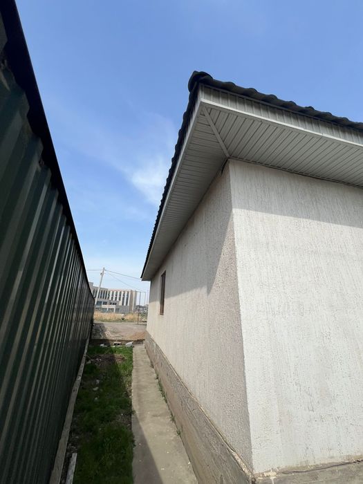 Үй сатылады, трещинасы бар