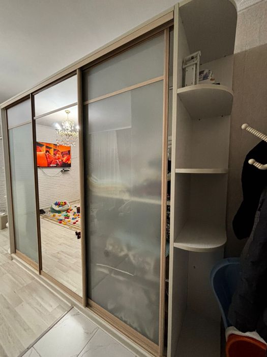 Шкаф     раздвижной