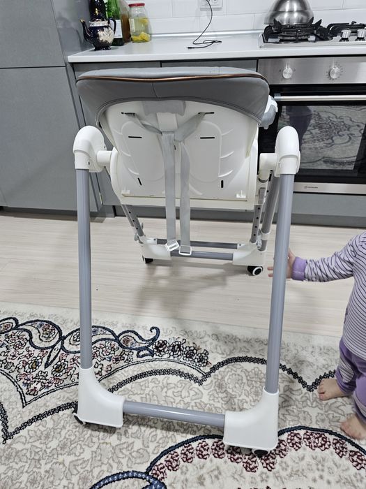 Стульчик для кормлени