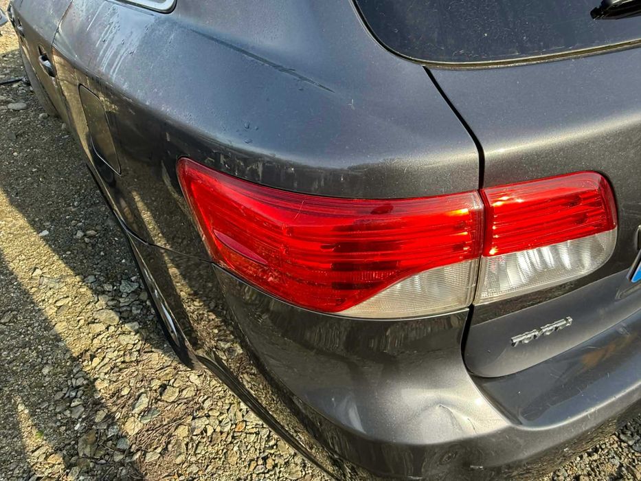 Стопове за Toyota Avensis // 2012-2014г // Комби