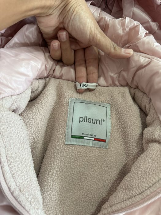 Продам комбинезон для девочки