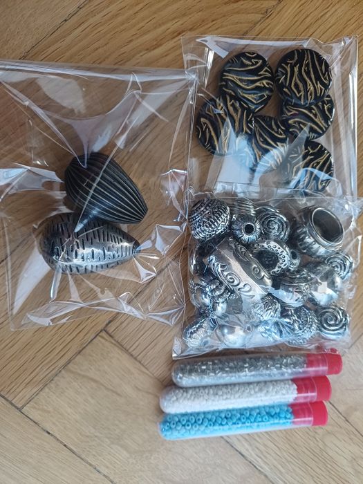 Материали за изработка на бижута