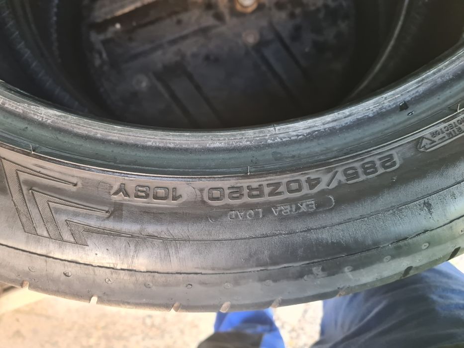 Гуми 285/40/20 2броя
