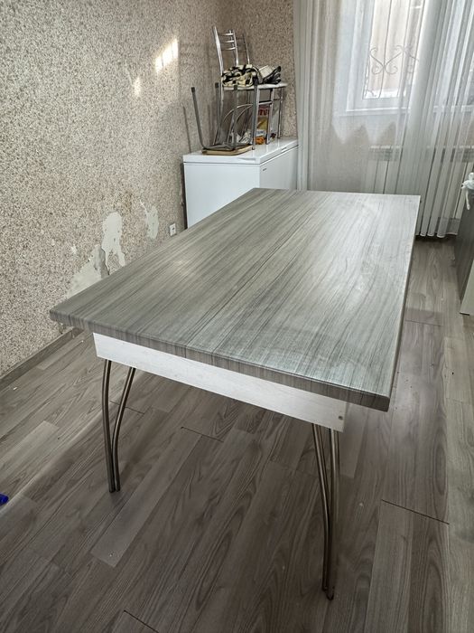 Продам Стол для кухня