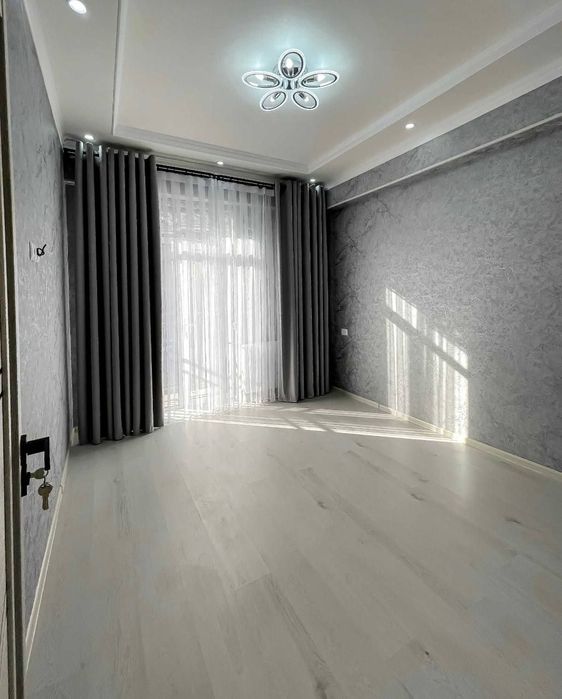 Срочно продойотсия квартера ЖК Nice Viillas Олмос метро