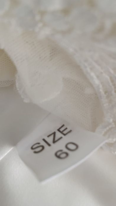 Vand Rochie Mireasa tip Printesa