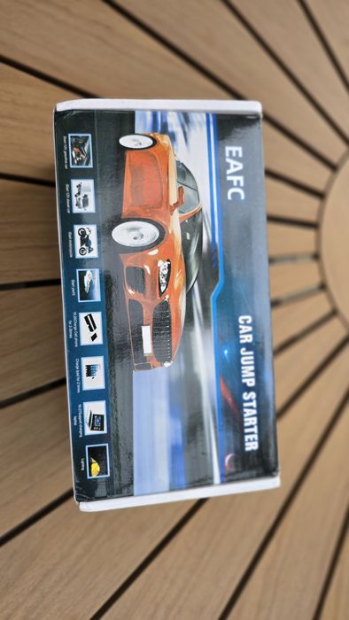 Starter pornire auto cu compresor si lanterna  2 modele  nou