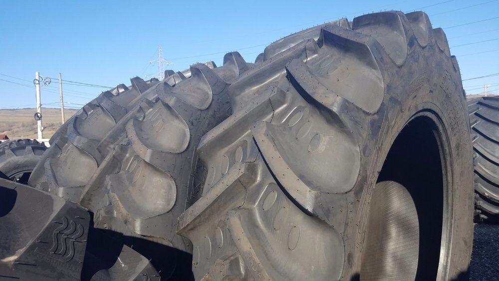 520/85R42 Cauciucuri noi 20.8R42 BKT AGRIMAX cu tva inclus si garantie