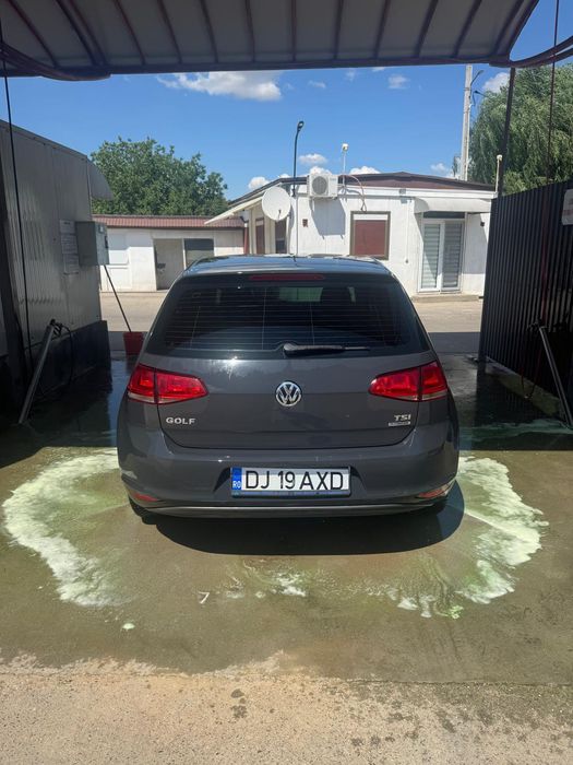 Golf  7 1.2 benzina an 2013