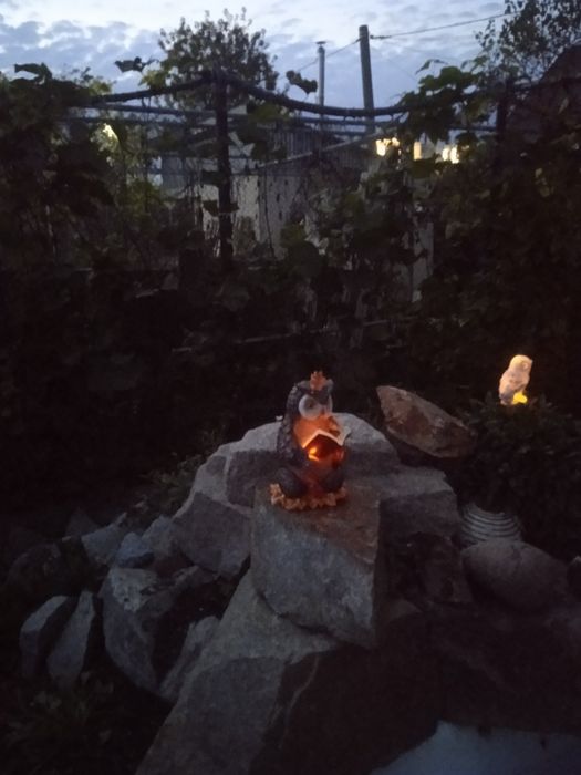 Продам фигурку совы на солнечных батареях