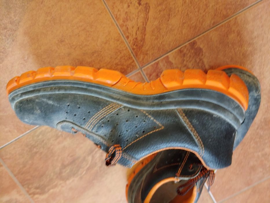 Ботинки 41 размера спец обувь для стройки