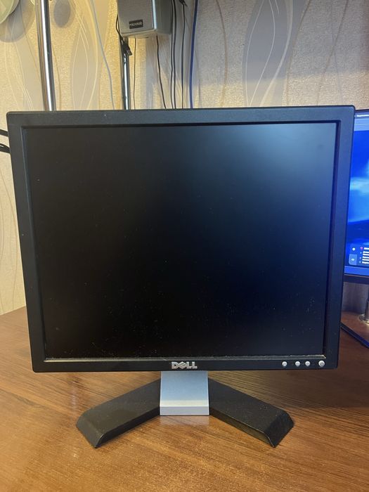 Мониторы (Samsung, Dell)