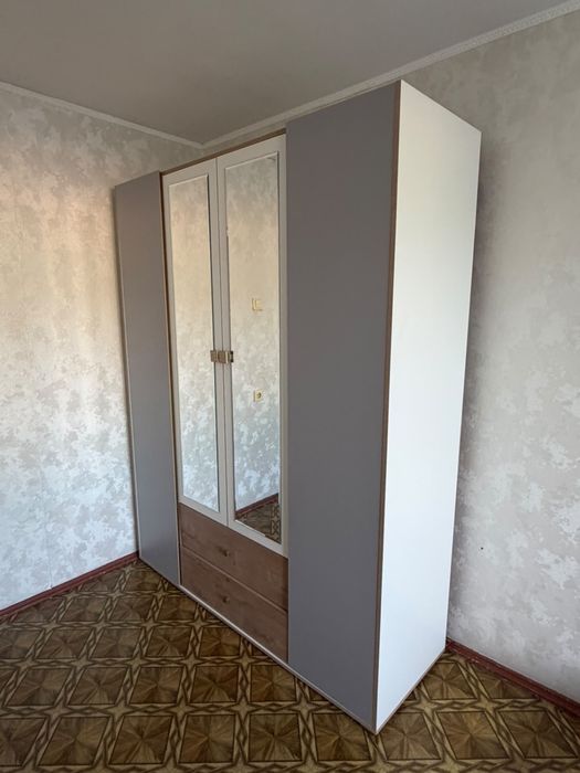 Продам шкаф. Цена 70 000т.
