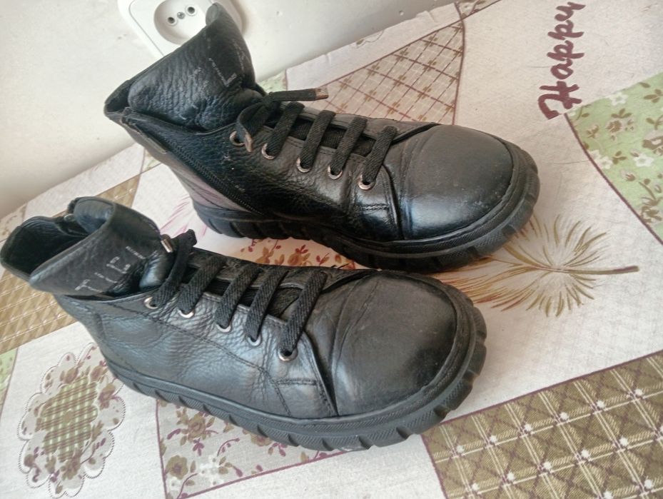Продам сапоги муж.