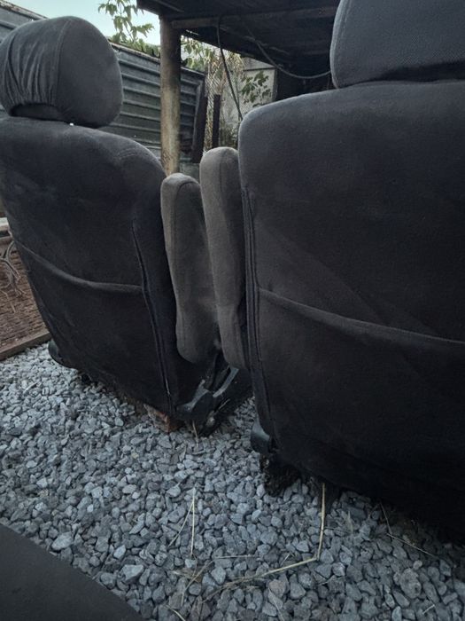 Продам сиденья бмв е34