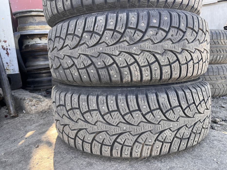 Продам зимнюю резину 185/55 R15