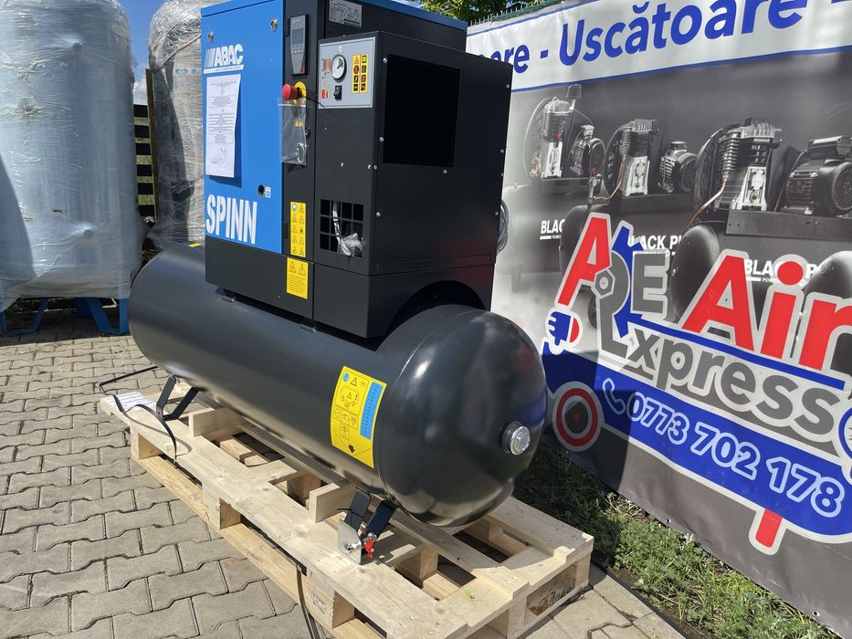 Compresor cu surub PREMIUM 7,5kw cu Rezervor 500l si Uscator aer