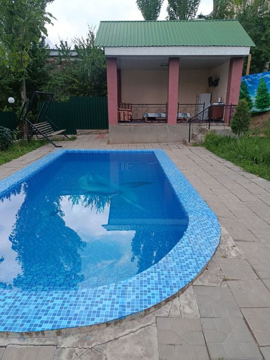 Arzon dacha bor.