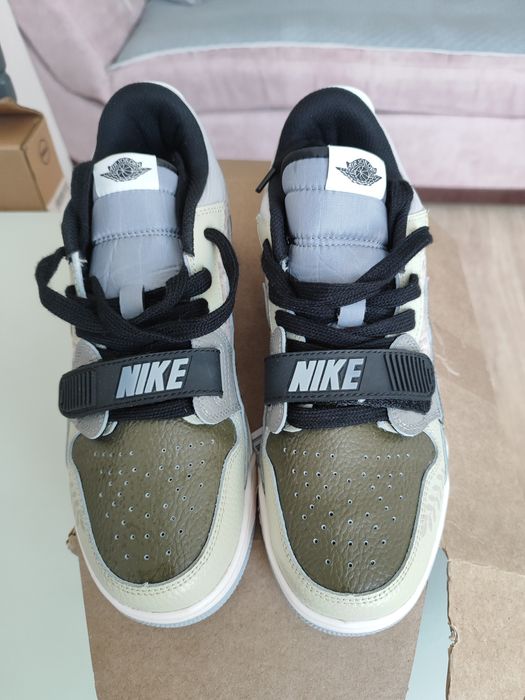 Кроссовки NIke Air