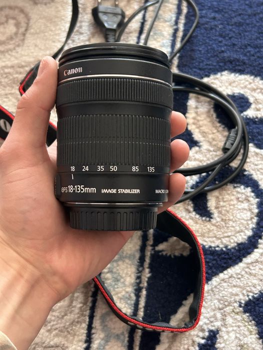 Продается Canon 650D