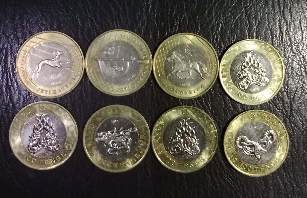 Продам коллекционные монеты 100тг
