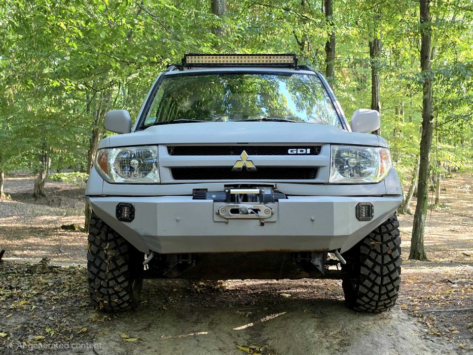 MITSUBISHI Pajero Pinin