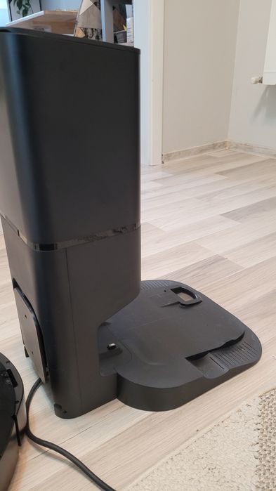 Aspirator robot iRobot Roomba Combo i8+, alimentare la rețea