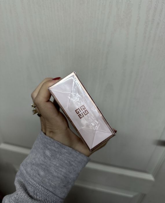 Givenchy irresistible edp rose velvet