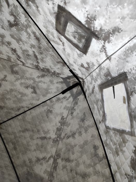 Продаю зимнию палатку.