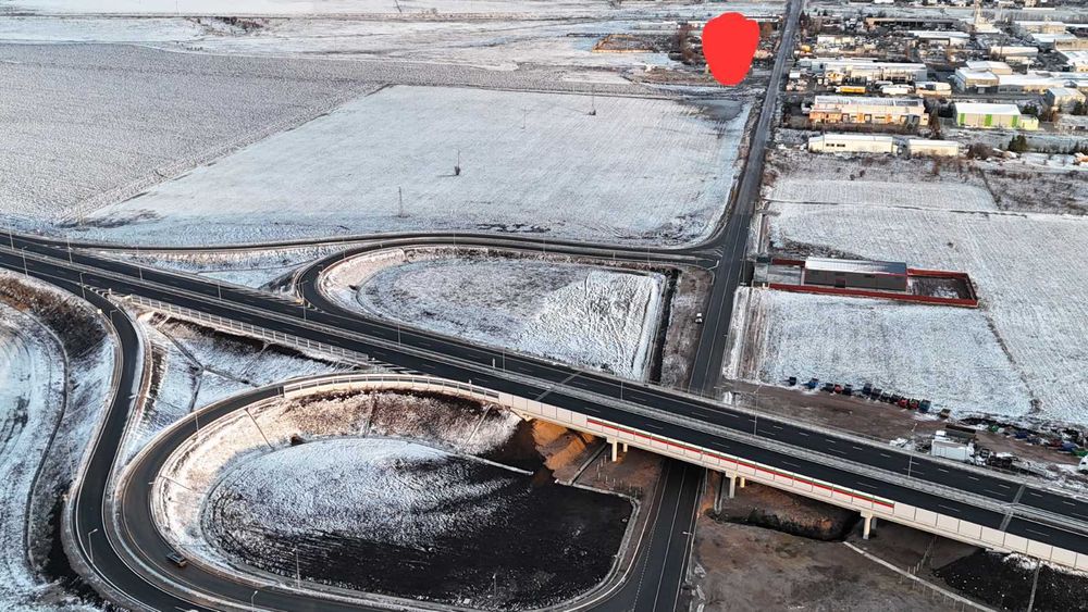 Под наем помещение с двор за автокъща, магазин, склад и мн. други