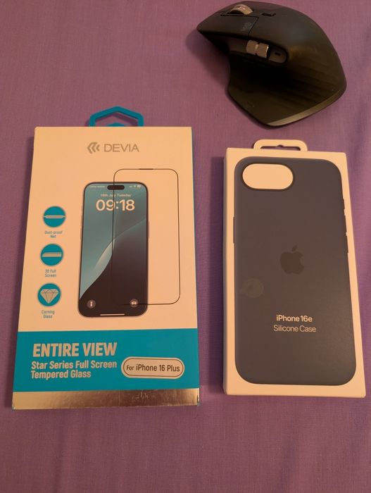 Nu schimb nu trimit husa silicon Apple iPhone 16e sau 17e Lake green  și folie sticla iPhone 16 plus