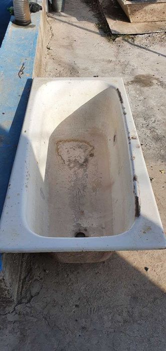 Ванна чугундан, мустахкам, огир