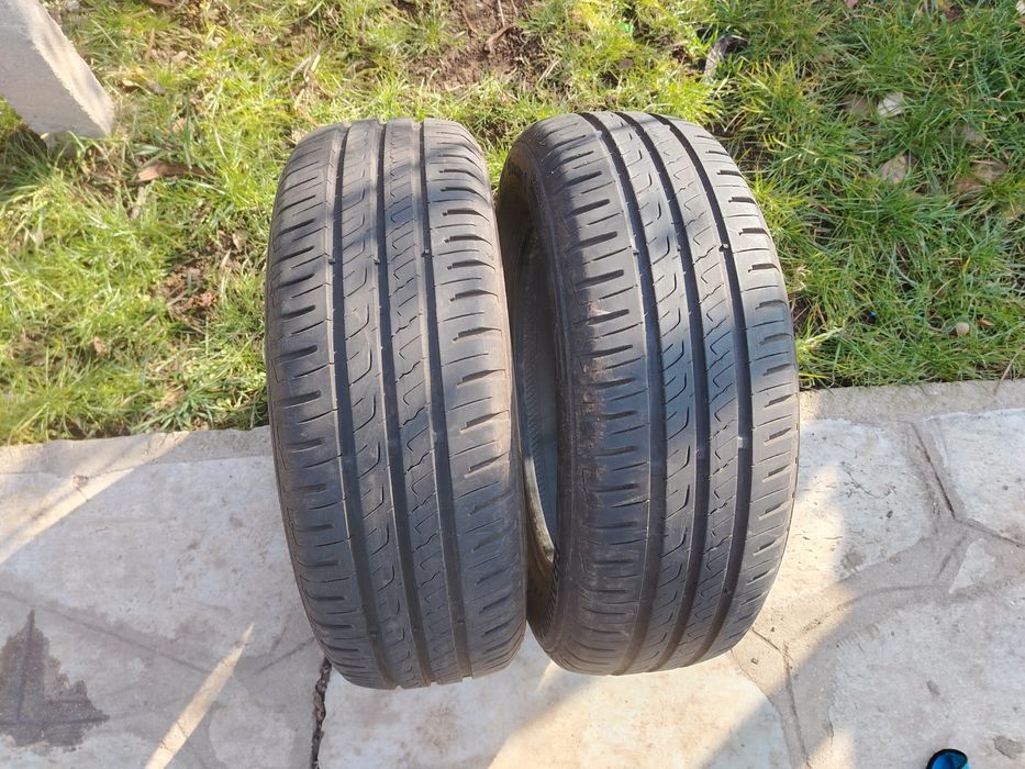 Гуми два броя 195/60/15