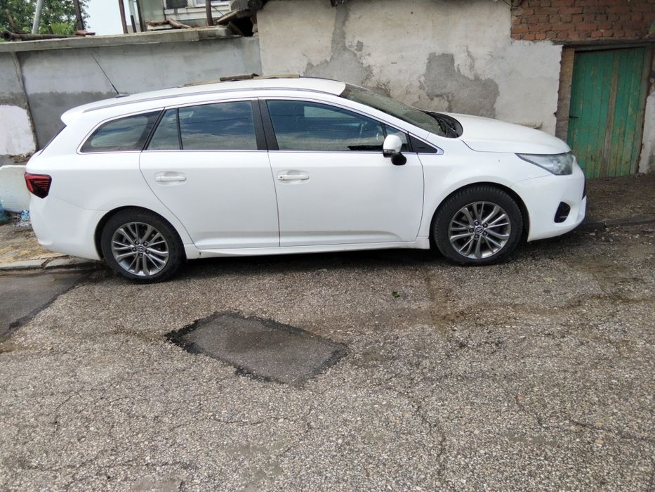 Тойота Авенсис 2018г