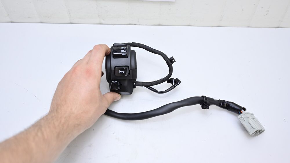 Bloc Comenzi Switch Lumini Stanga OEM Honda CMX500 Rebel 2020 +