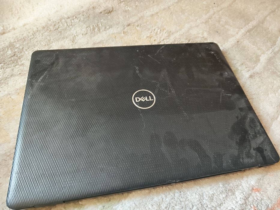 Около 50 лаптопа за части