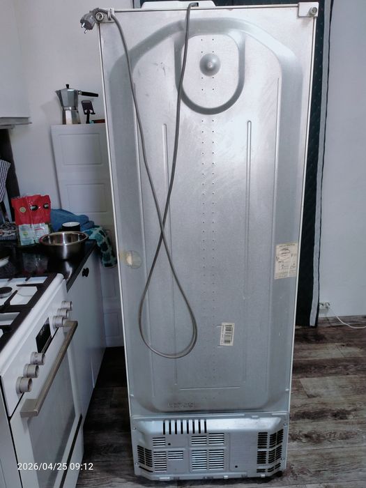 Холодильник LG в отличном состоянии