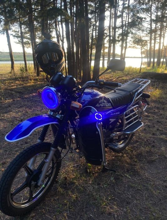 Продам мотоцикл 200 кубов с документами