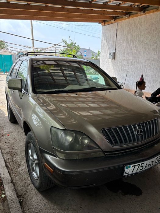 Lexus RX300 сатылады