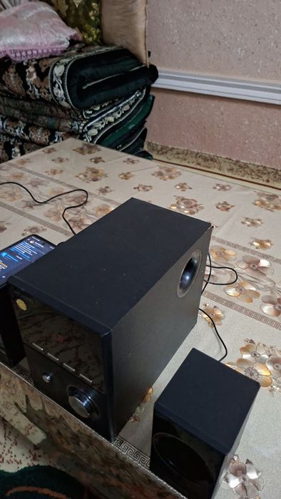 Microlab sambufer sotiladi Aux da ishledi  Rosiyadan keldi