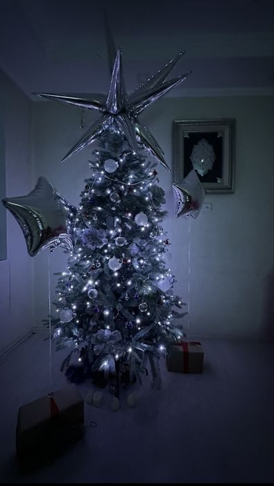 Продам елку 180см в высоту