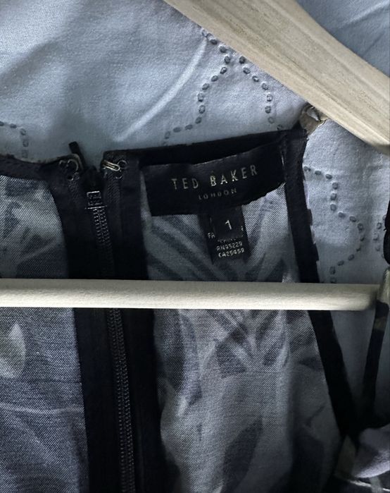 Гащеризон Ted Baker