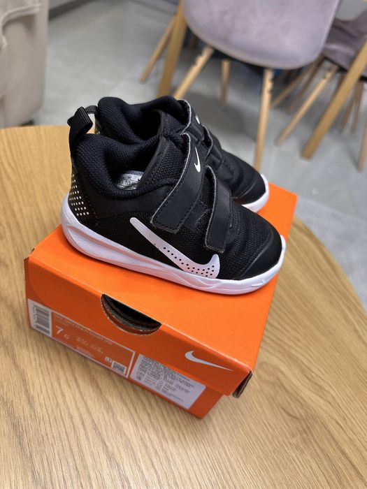 Детски маратонки Nike 23,5