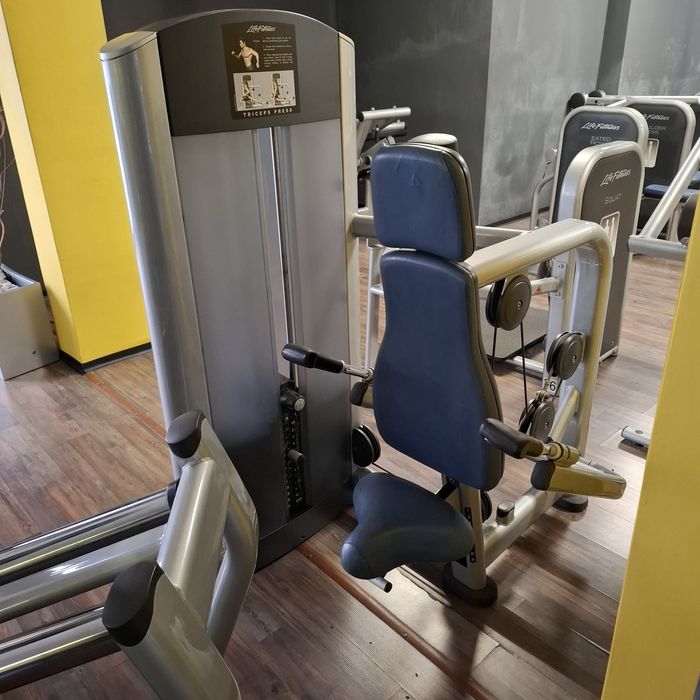 Фитнес уреди Life fitness 8бр комплект