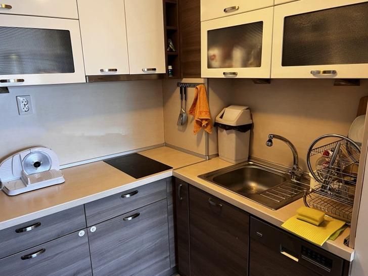 Дава се под наем Двустаен апартамент в София, Дианабад - 76 кв.м за 700 € - Снимка #4