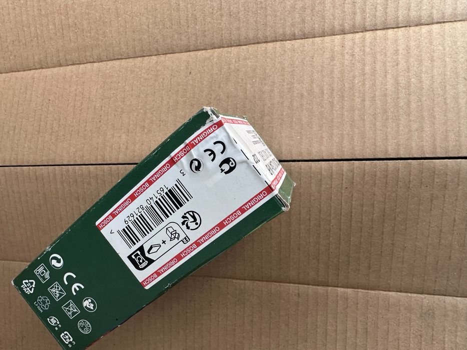 Bosch UniversalMulti 18V-32 cu baterie