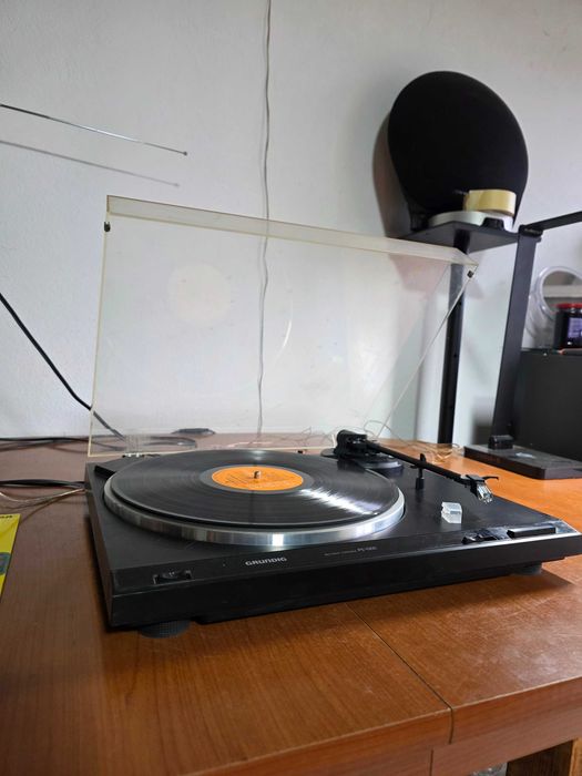 Pick-up Grundig PS 4300, Made in Japan, perfect funcțional.!
